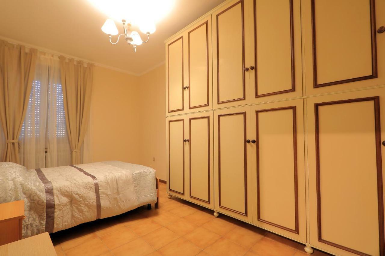 Accademia Apartment Livorno Exterior foto